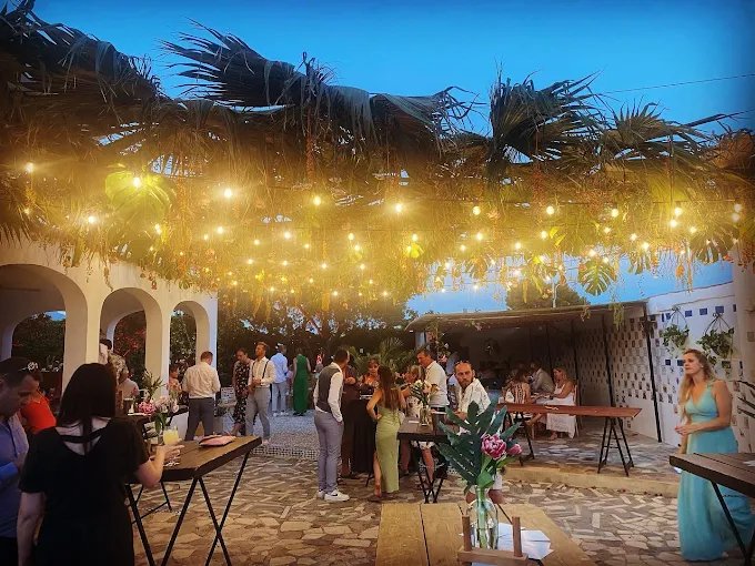 Fiesta noche exterior